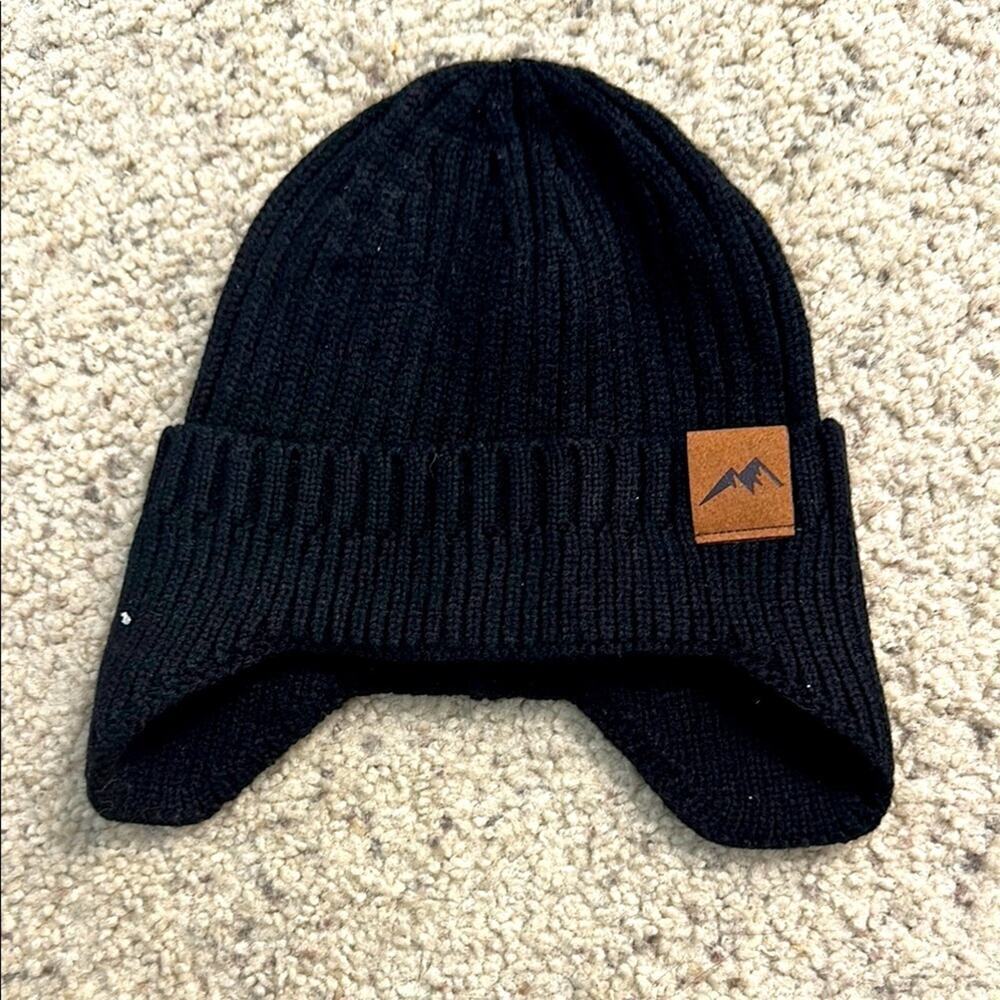 NWT Small Black Knit Beanie